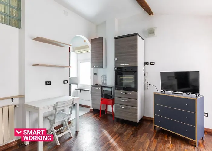 Studio Malcontenti Con Terrazzo By Wonderful Ltaly